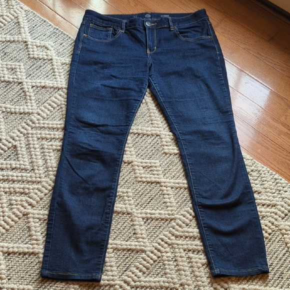SO Denim - Classic Darker Blue Size 13 Skinny Jeans